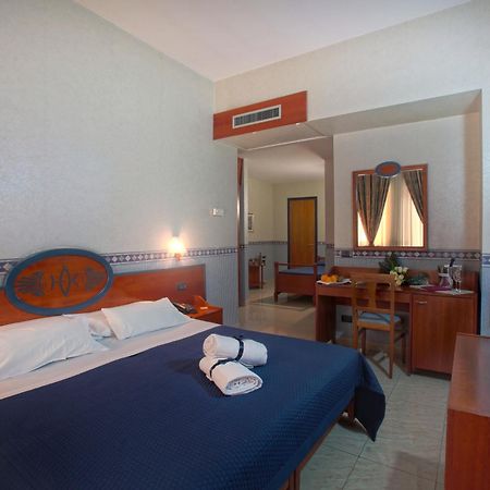Hotel Kroma Ragusa Ruang foto