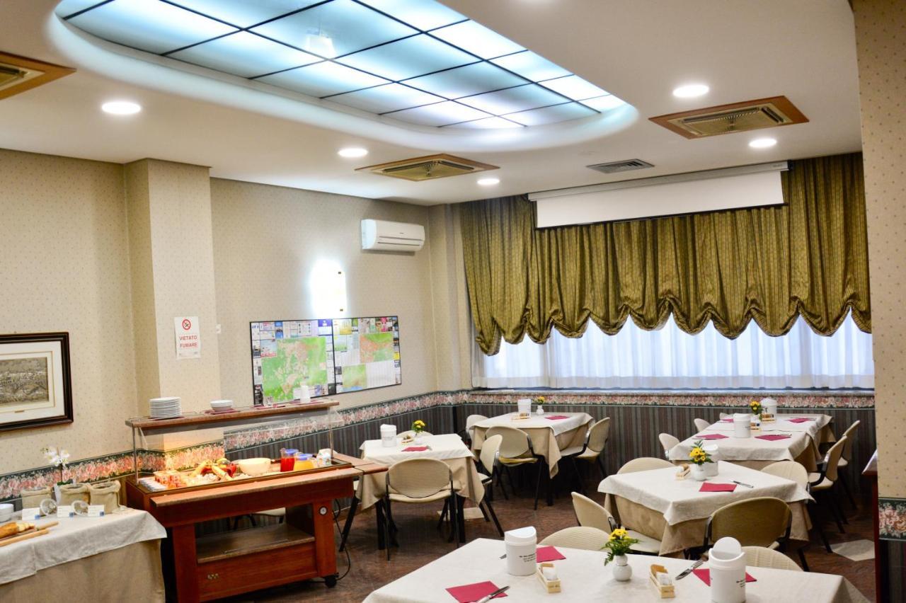 Hotel Kroma Ragusa Bagian luar foto